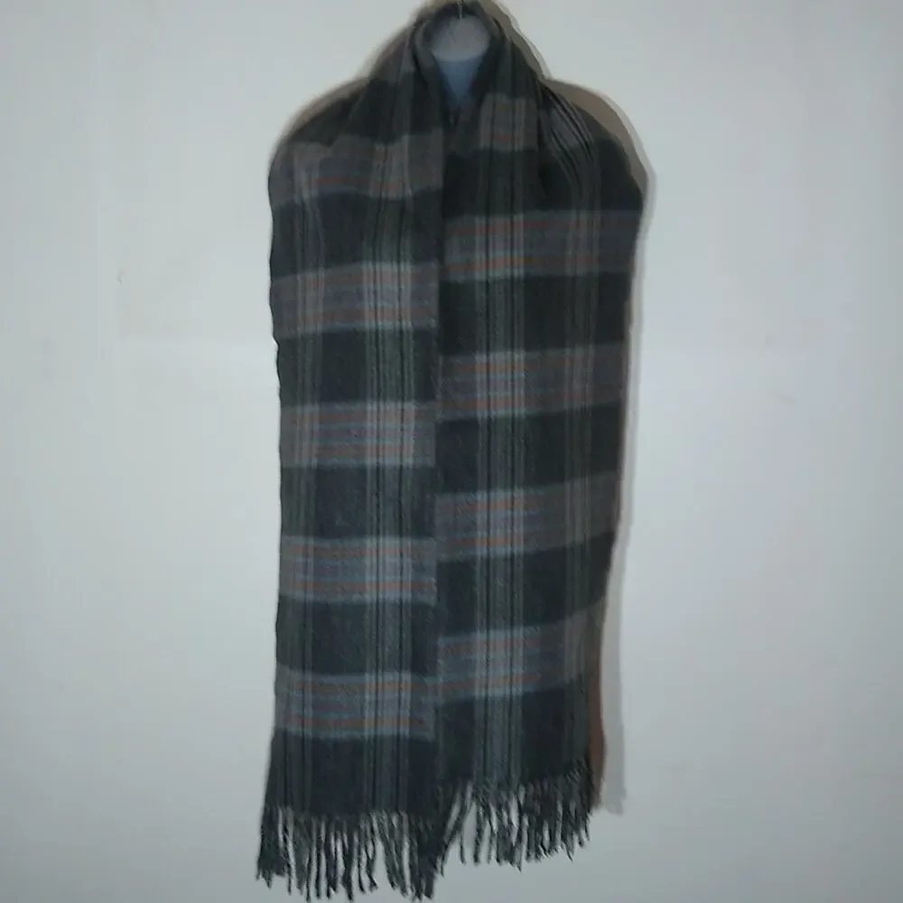 A new day plaid scarf. NEW 10X72